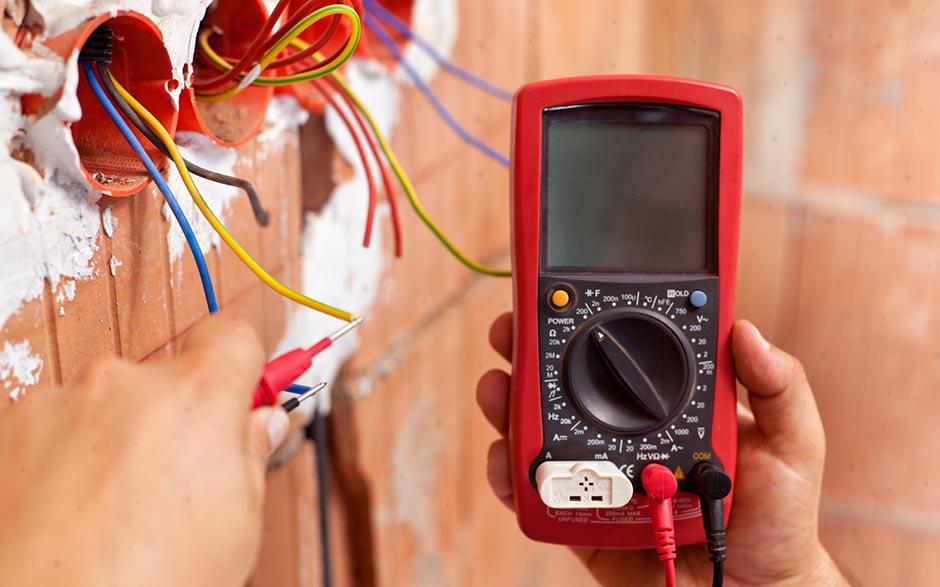 électricien dans le bâtiment Romainville